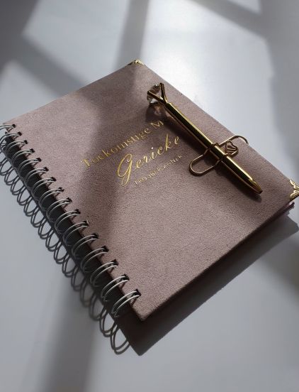 S A L E   CUSTOM WEDDING PLANNER